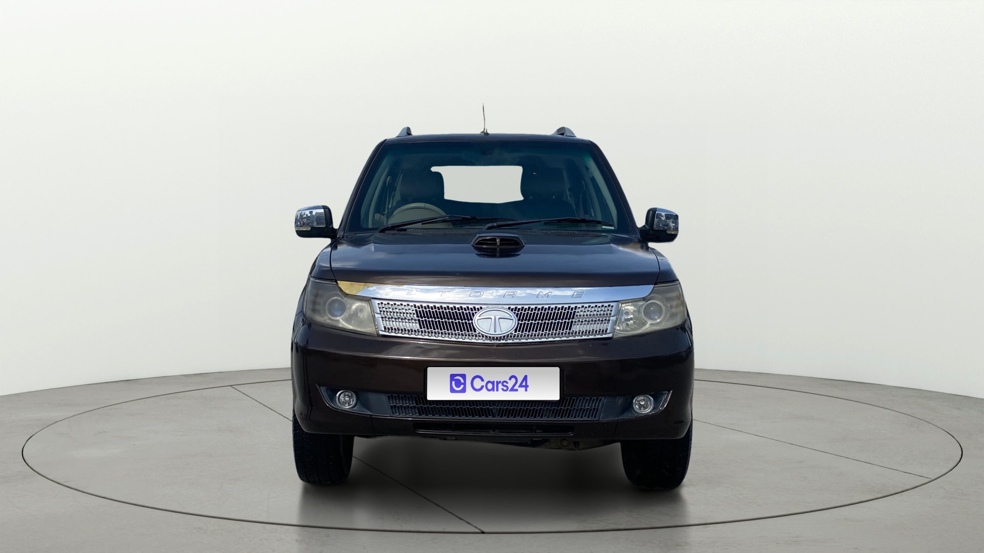 View 2013 Tata Aria Pleasure 4x2 BS4 Image 1 Used 2013 Tata Aria Pleasure 4x2 BS4 Image 1