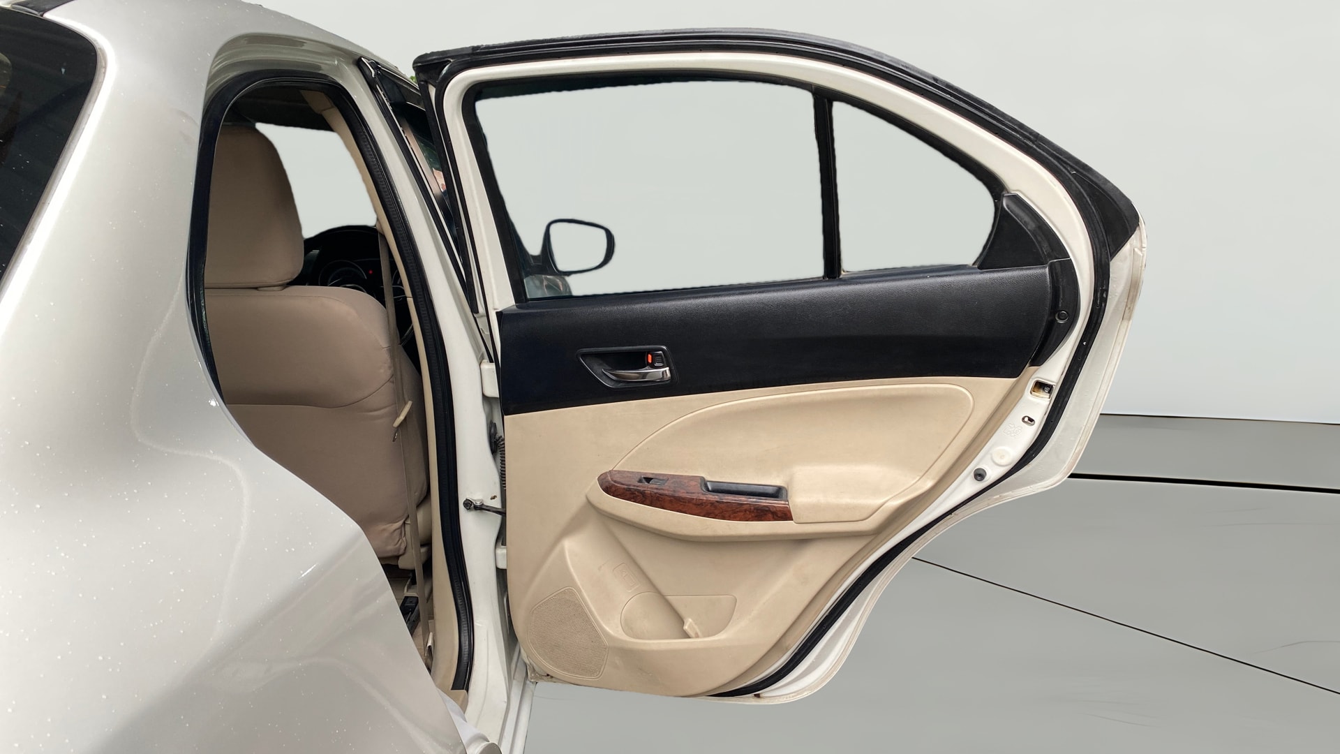 View 2018 Maruti Suzuki 1000 Base Variant Image 7 Used 2018 Maruti Suzuki 1000 Base Variant Image 7