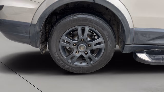View Tata Hexa Image 26 Used Tata Hexa Image 26