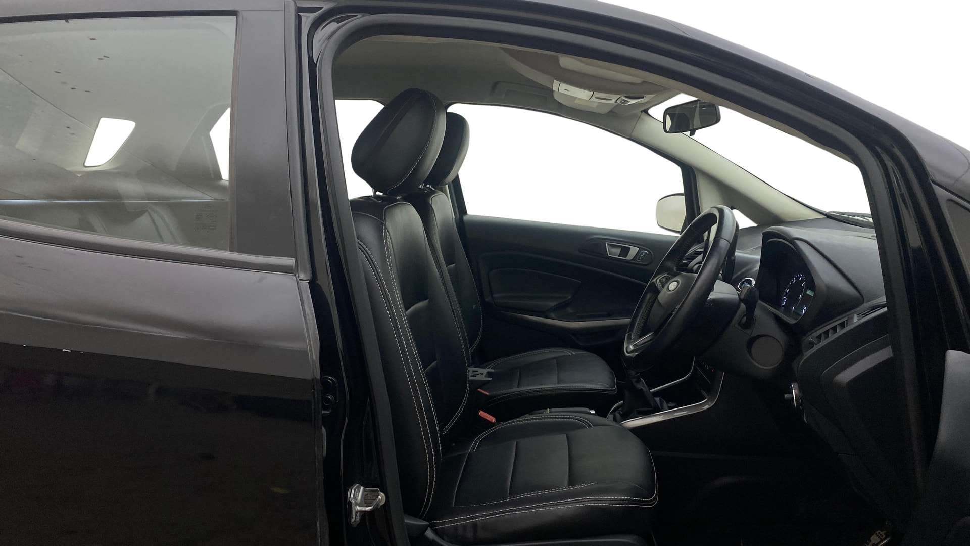 View 2019 Ford EcoSport 1.5 TDCi Diesel Ambiente BS IV Image 26 Used 2019 Ford EcoSport 1.5 TDCi Diesel Ambiente BS IV Image 26