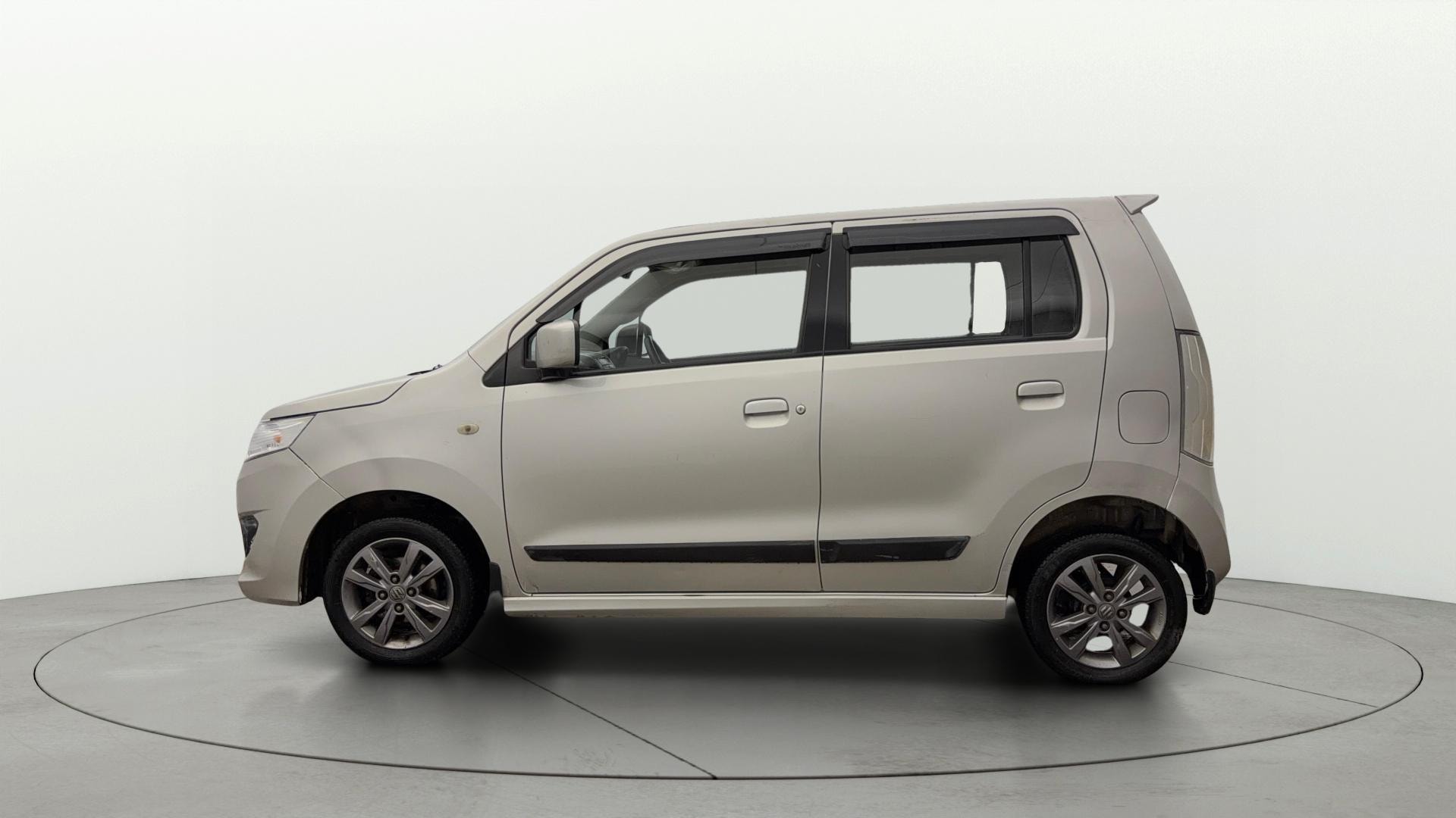 View 2014 Maruti Suzuki Stingray LXI Image 5 Used 2014 Maruti Suzuki Stingray LXI Image 5