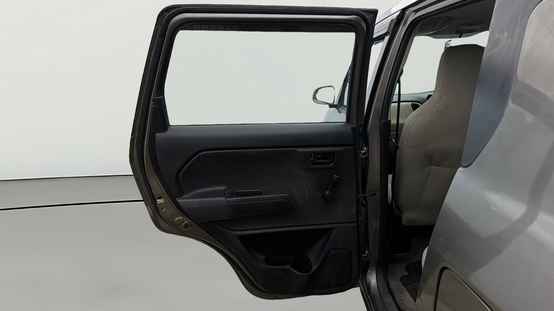 View 2020 Maruti Suzuki 1000 Base Variant Image 14 Used 2020 Maruti Suzuki 1000 Base Variant Image 14