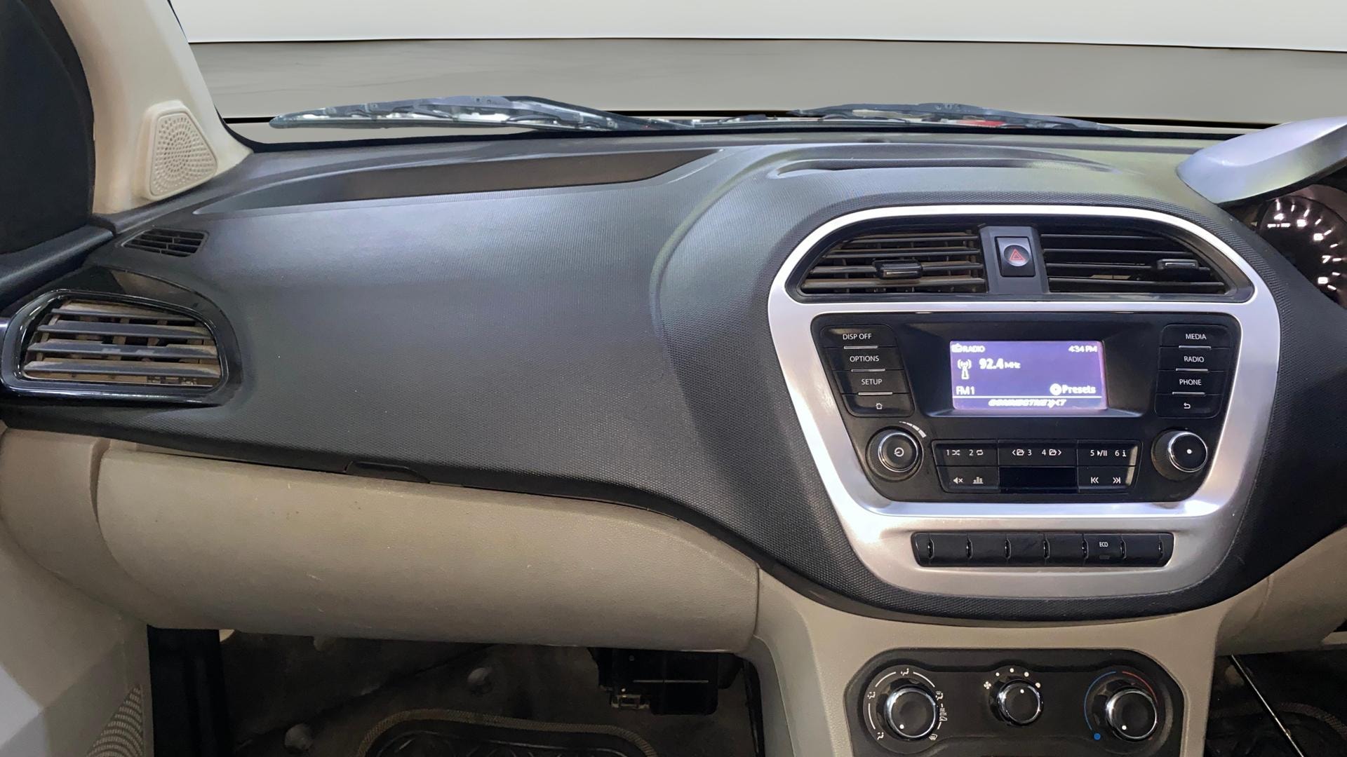 View 2017 Tata Tiago Revotorq XB Image 17 Used 2017 Tata Tiago Revotorq XB Image 17