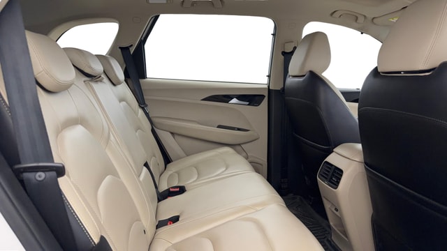 View MG Hector Image 36 Used MG Hector Image 36