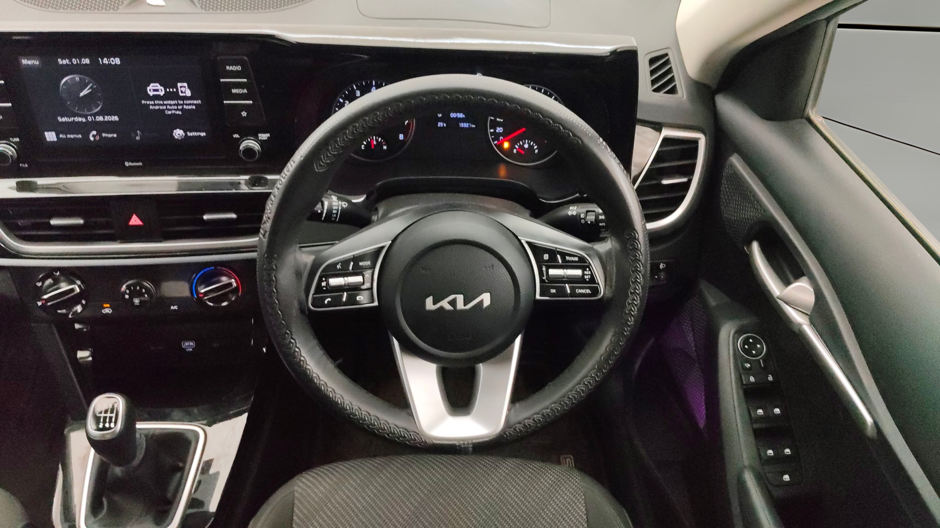 View 2023 Kia Seltos Smartstream G1.5 6MT HTK Plus Image 21 Used 2023 Kia Seltos Smartstream G1.5 6MT HTK Plus Image 21