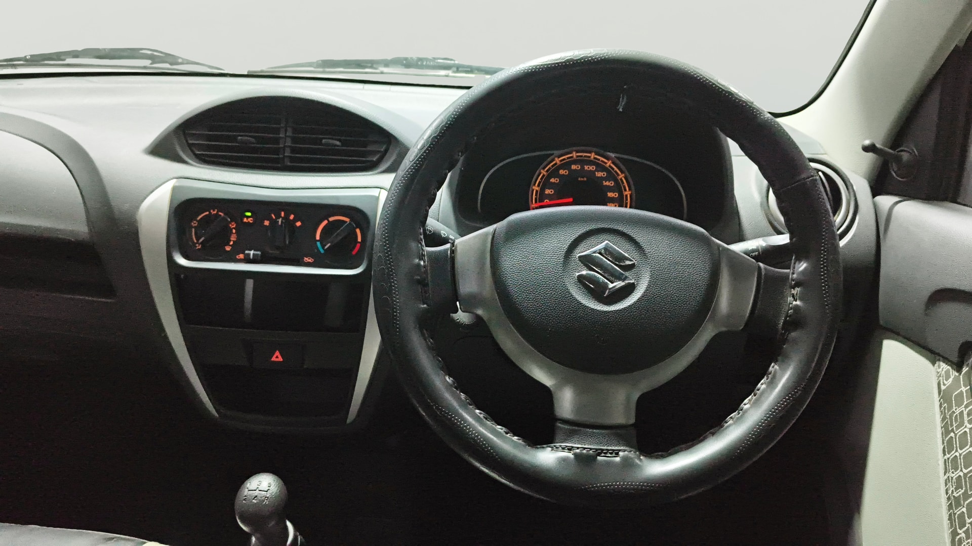 View 2017 Maruti Suzuki Alto 800 LX Image 20 Used 2017 Maruti Suzuki Alto 800 LX Image 20