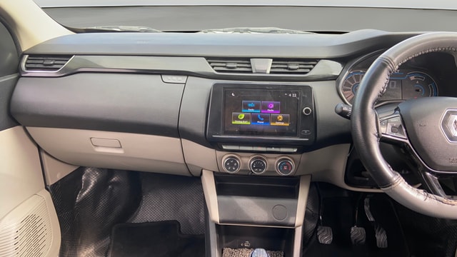 View Renault Triber Image 18 Used Renault Triber Image 18