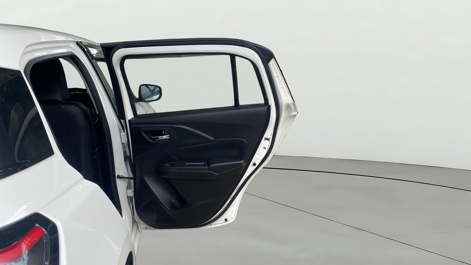 View 2024 Maruti Suzuki 1000 Base Variant Image 7 Used 2024 Maruti Suzuki 1000 Base Variant Image 7