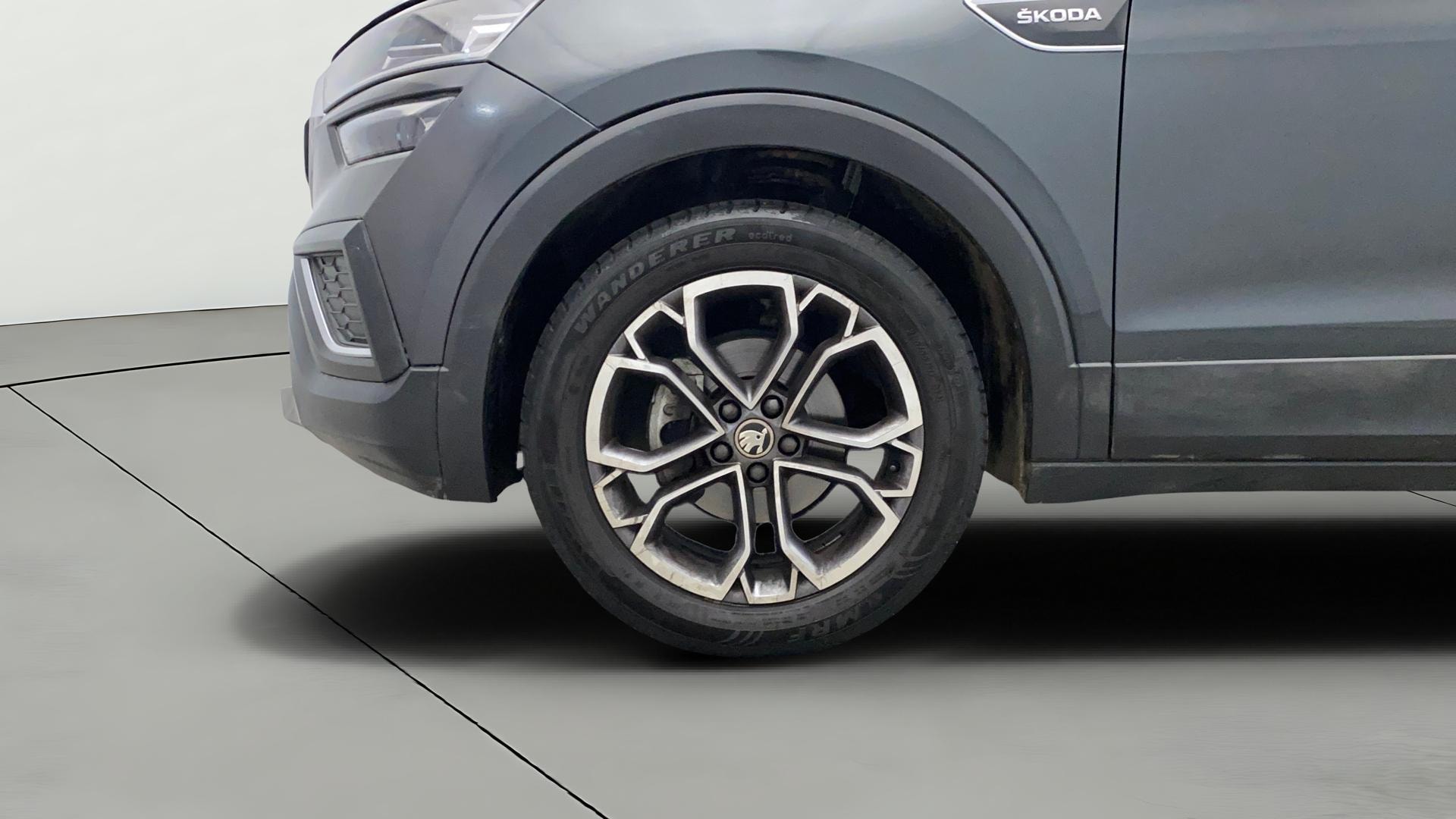 View 2023 Skoda Kushaq Style 1.0 TSI MT Image 36 Used 2023 Skoda Kushaq Style 1.0 TSI MT Image 36