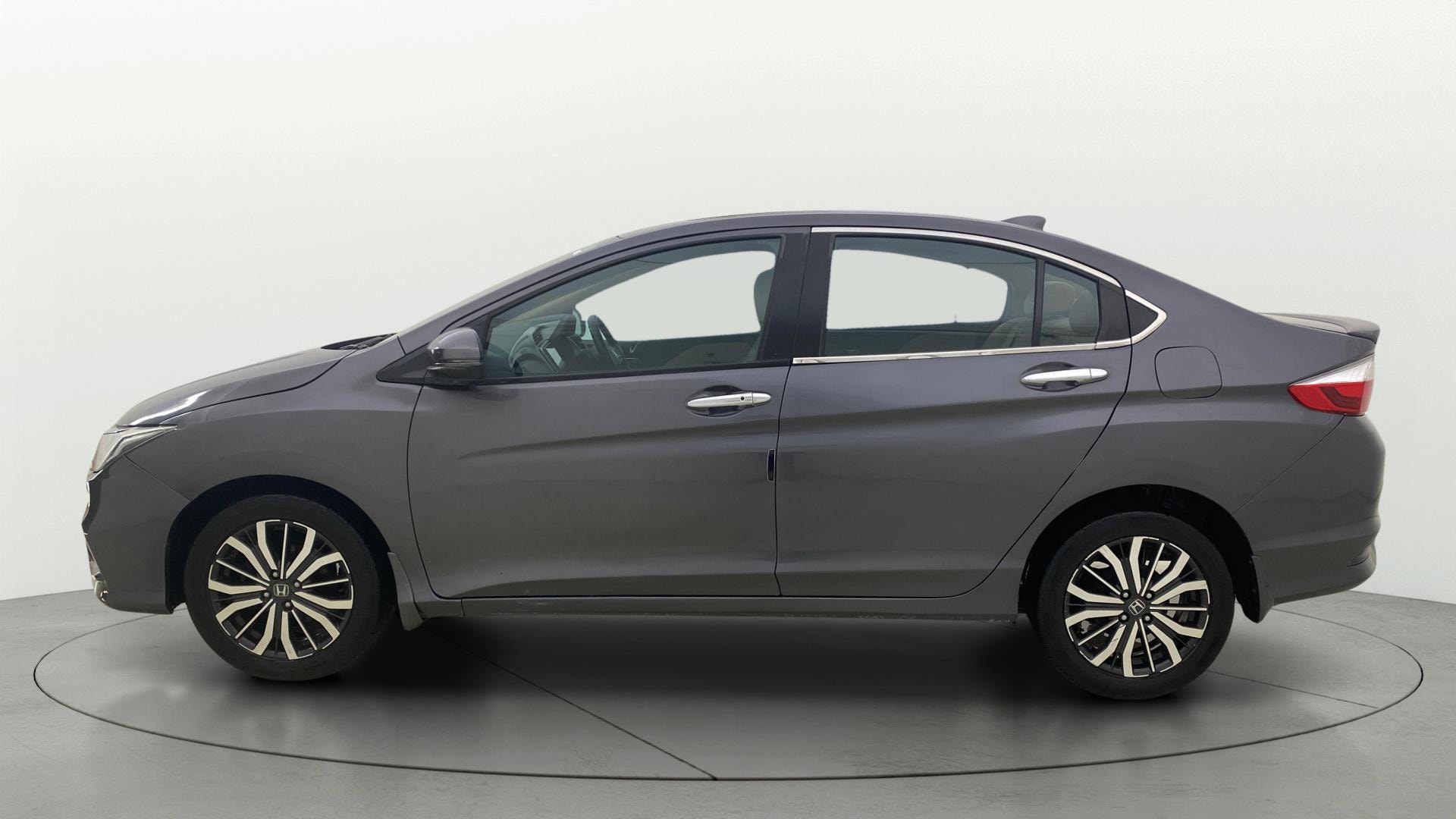 View 2017 Honda City ZX CVT Image 26 Used 2017 Honda City ZX CVT Image 26