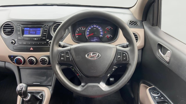 View Hyundai Xcent Image 20 Used Hyundai Xcent Image 20