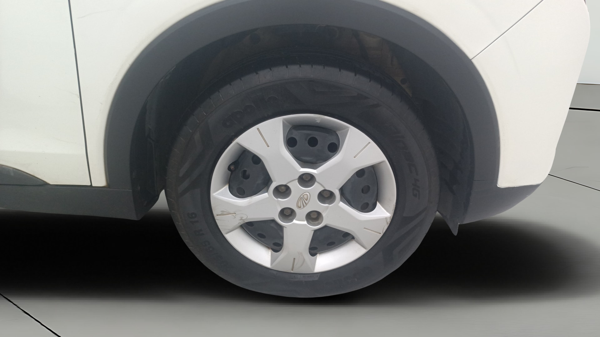 Used 2019 Mahindra XUV300 Used 2019 Mahindra XUV300