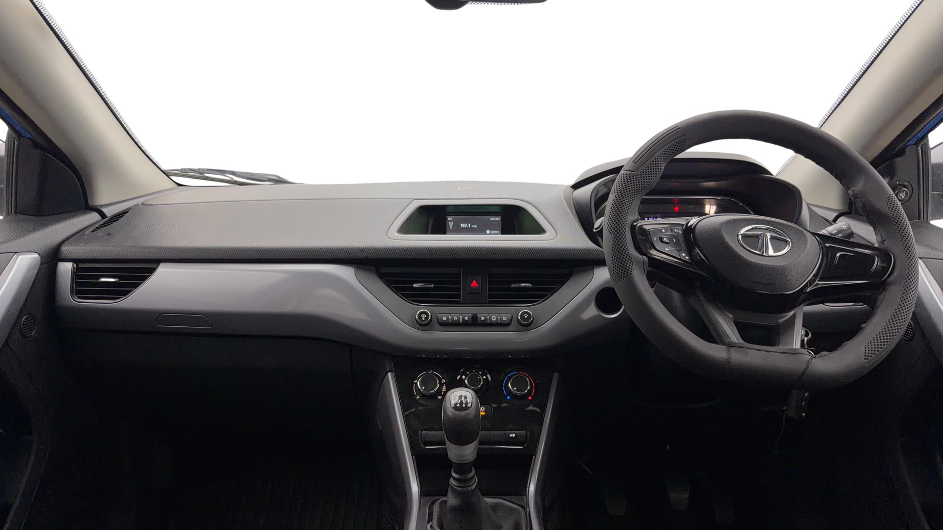 View 2020 Tata Nexon Revotron XE Image 15 Used 2020 Tata Nexon Revotron XE Image 15