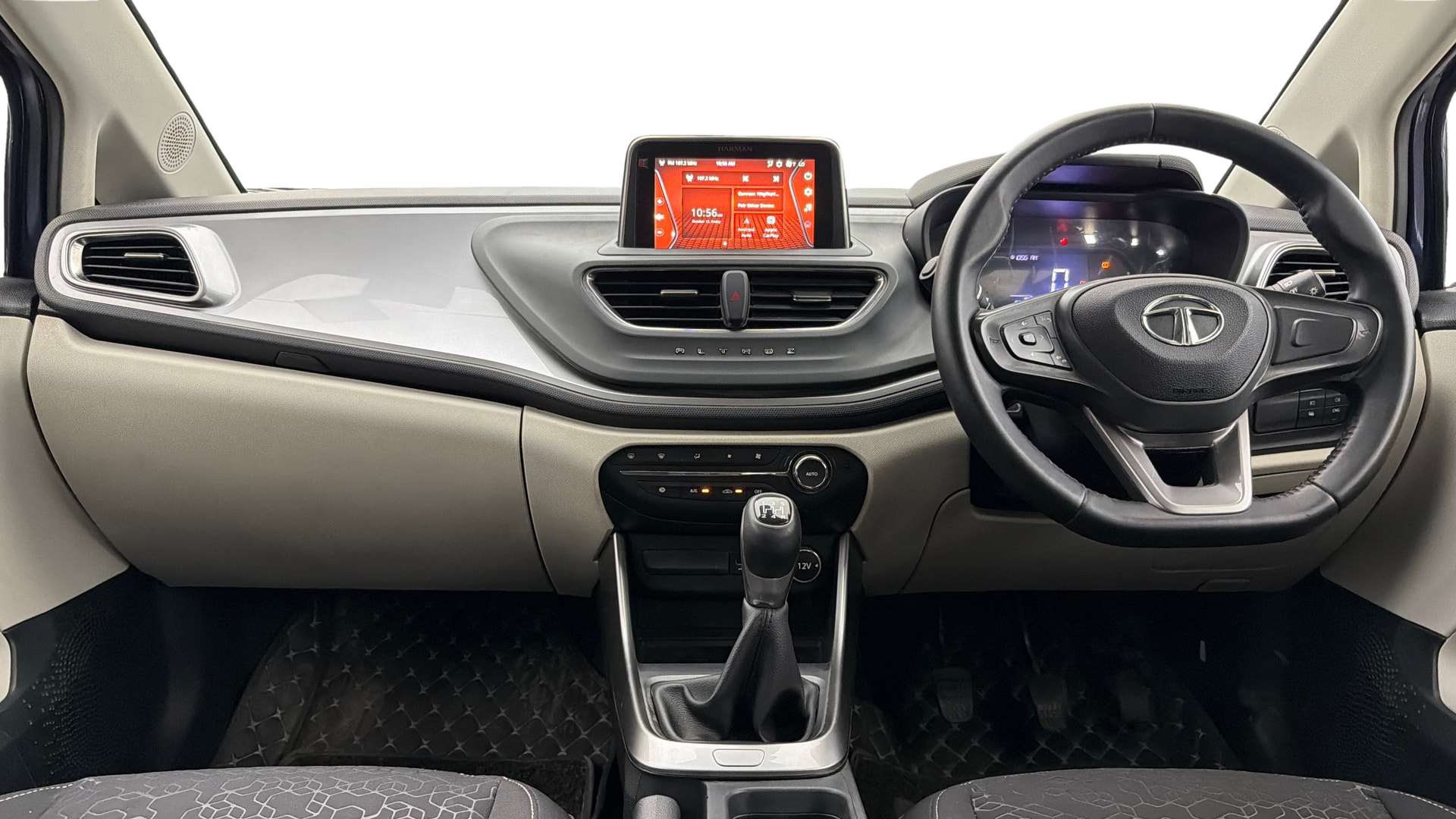 View 2023 Tata Altroz XZ Petrol Image 15 Used 2023 Tata Altroz XZ Petrol Image 15