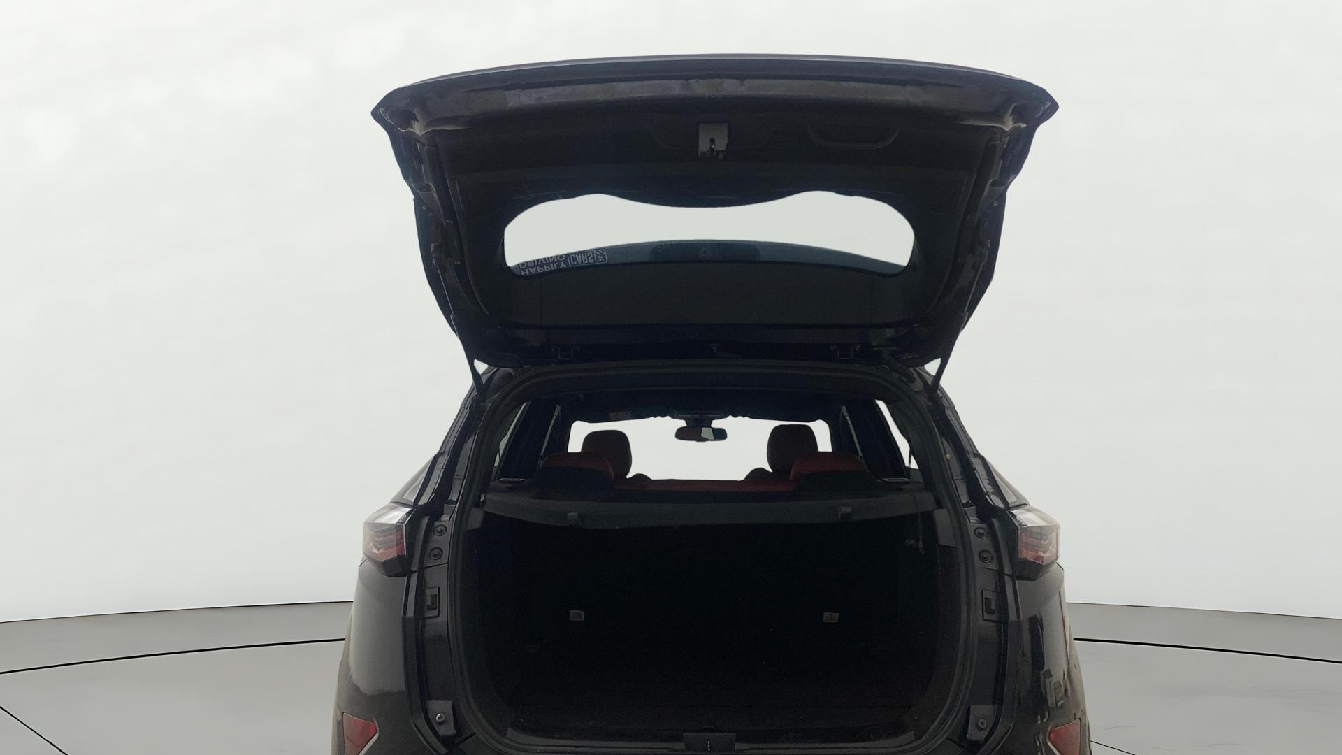 View 2024 Tata Harrier XZ plus Red Dark Edition Image 32 Used 2024 Tata Harrier XZ plus Red Dark Edition Image 32