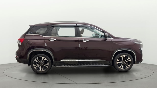 View MG Hector Plus Image 9 Used MG Hector Plus Image 9