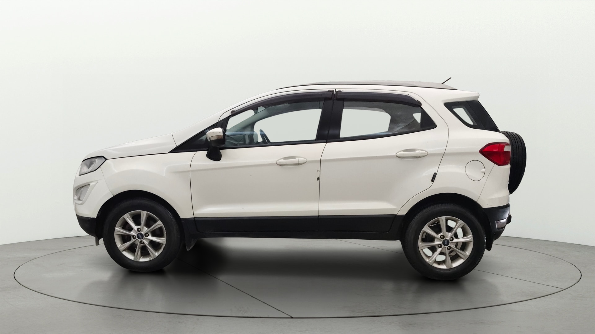View 2018 Ford EcoSport 1.5 TDCi Diesel Ambiente BS IV Image 5 Used 2018 Ford EcoSport 1.5 TDCi Diesel Ambiente BS IV Image 5