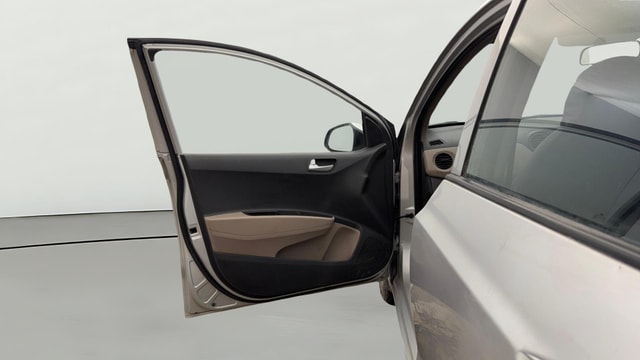 View Hyundai Grand i10 Image 30 Used Hyundai Grand i10 Image 30
