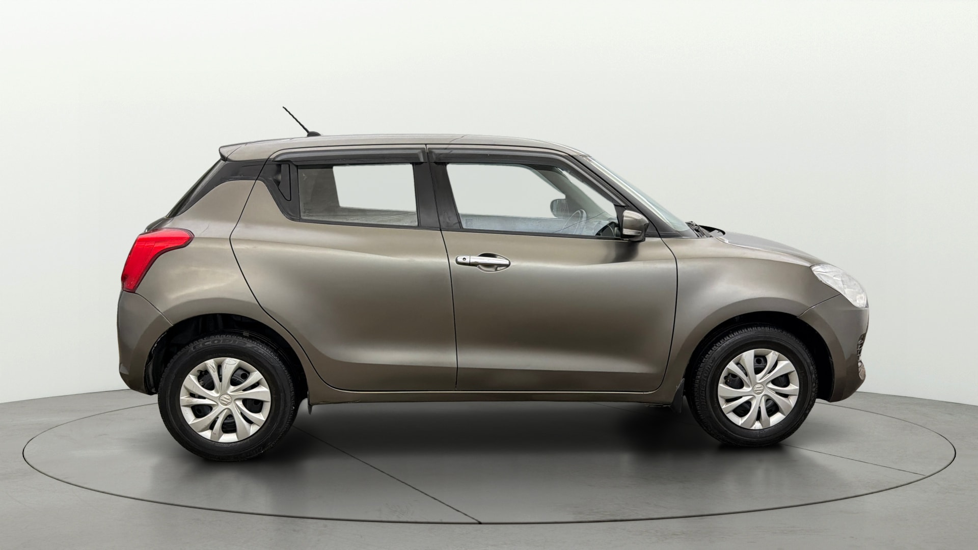View 2021 Maruti Suzuki 1000 Base Variant Image 8 Used 2021 Maruti Suzuki 1000 Base Variant Image 8