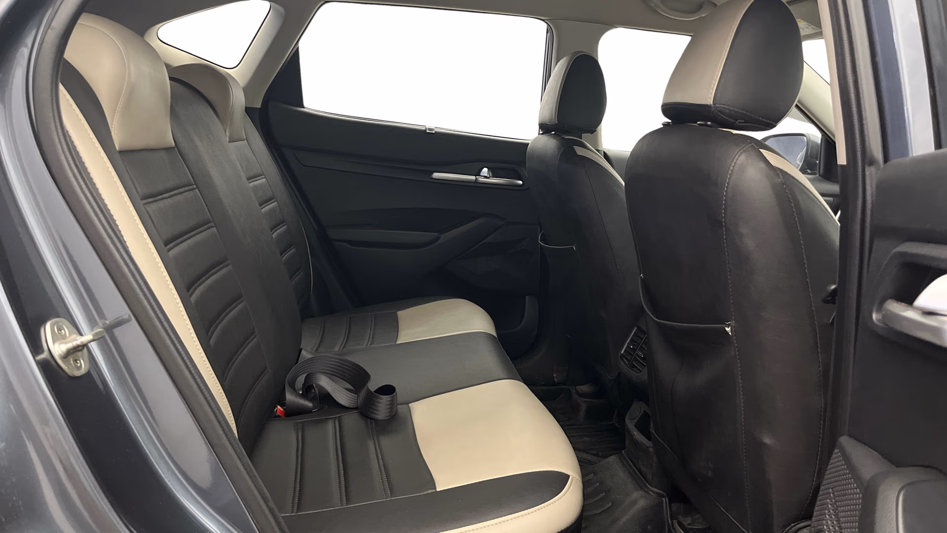 View 2020 Kia Seltos Smartstream G1.5 6MT HTK Plus Image 34 Used 2020 Kia Seltos Smartstream G1.5 6MT HTK Plus Image 34
