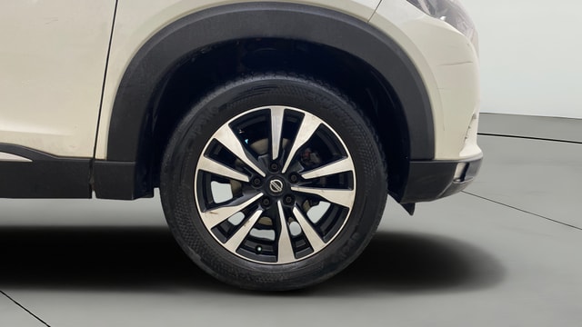 View Nissan Kicks Image 42 Used Nissan Kicks Image 42