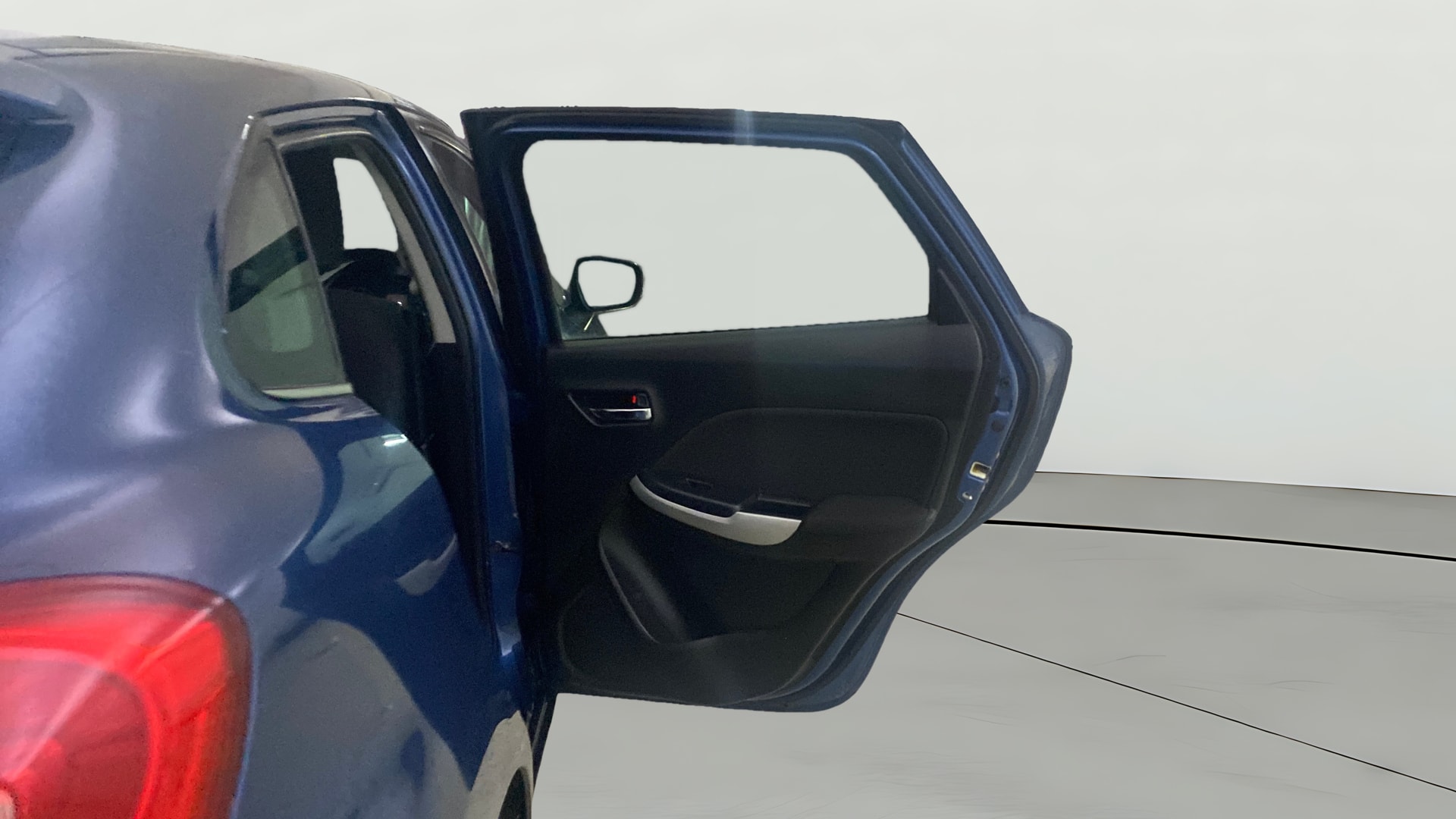 View 2016 Maruti Suzuki 1000 Base Variant Image 7 Used 2016 Maruti Suzuki 1000 Base Variant Image 7