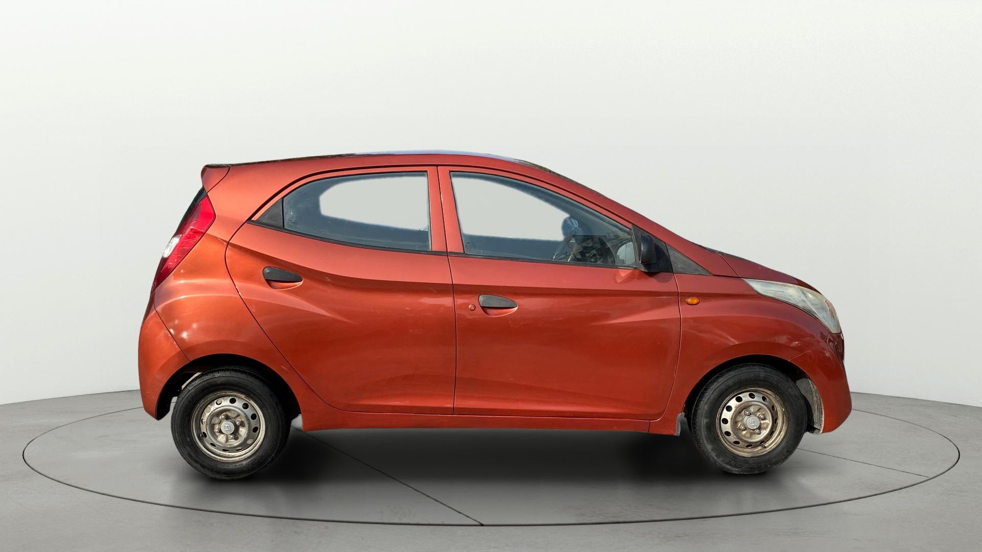 View 2013 Hyundai EON Era Plus Image 8 Used 2013 Hyundai EON Era Plus Image 8