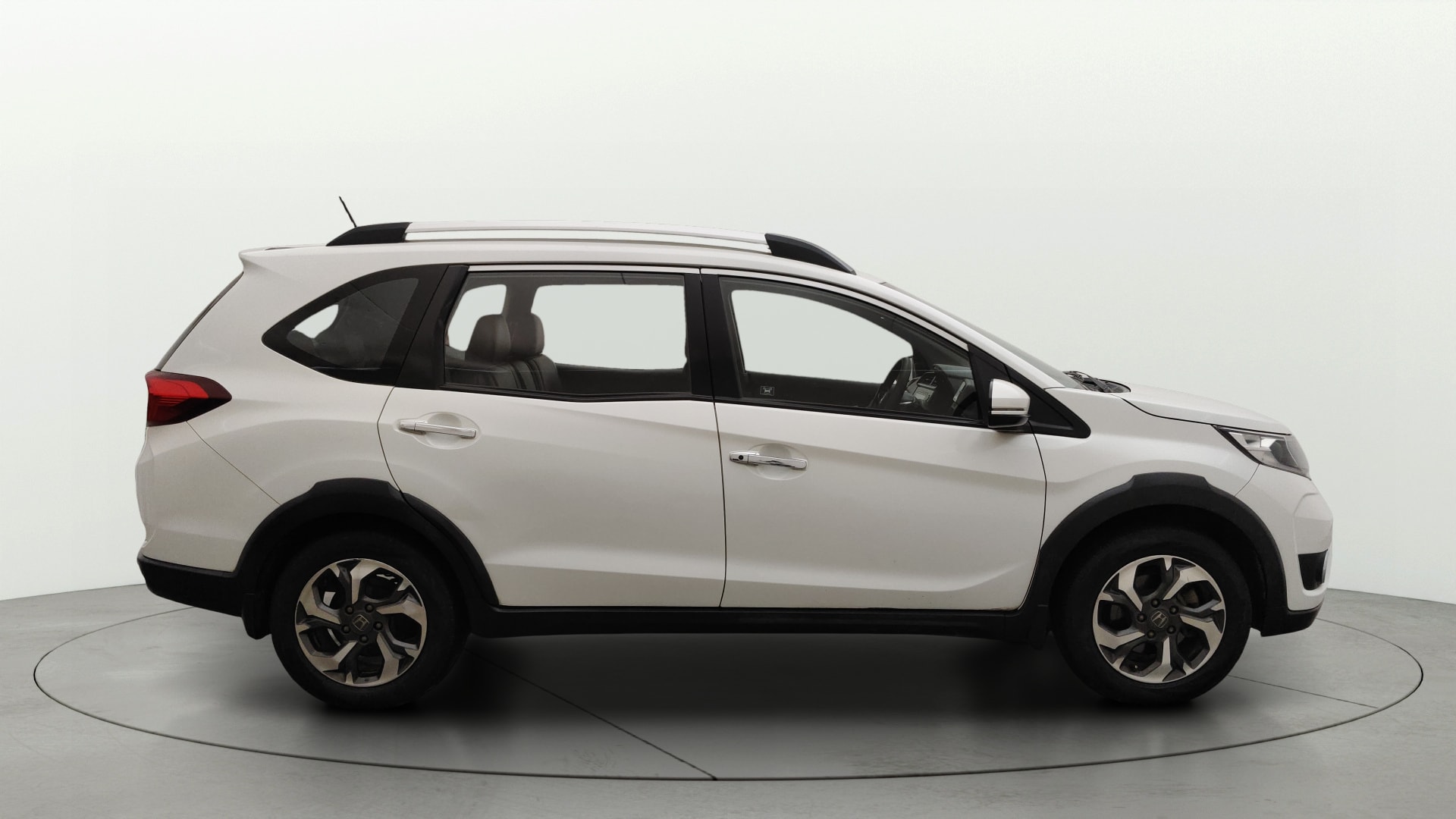 View 2018 Honda BR-V E Diesel Image 8 Used 2018 Honda BR-V E Diesel Image 8