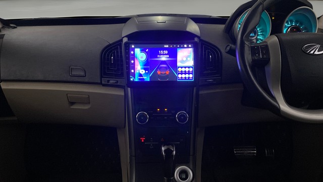 View Mahindra XUV500 Image 34 Used Mahindra XUV500 Image 34