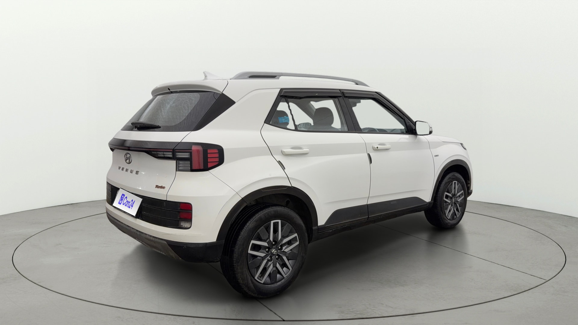 View 2022 Hyundai Venue S (O) 1.0 Turbo Petrol MT Image 45 Used 2022 Hyundai Venue S (O) 1.0 Turbo Petrol MT Image 45