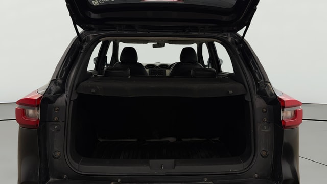 View Nissan Magnite Image 36 Used Nissan Magnite Image 36