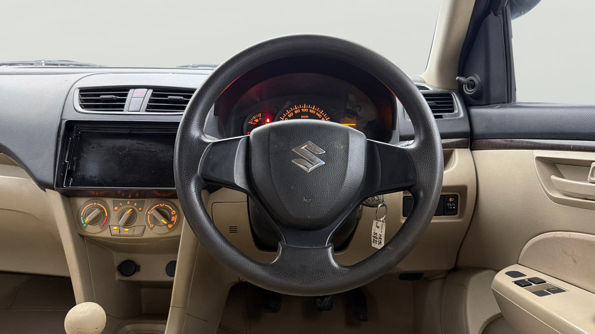 View 2017 Maruti Suzuki 1000 Base Variant Image 20 Used 2017 Maruti Suzuki 1000 Base Variant Image 20