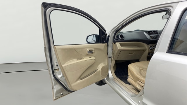 View Maruti Suzuki 1000 Image 30 Used Maruti Suzuki 1000 Image 30
