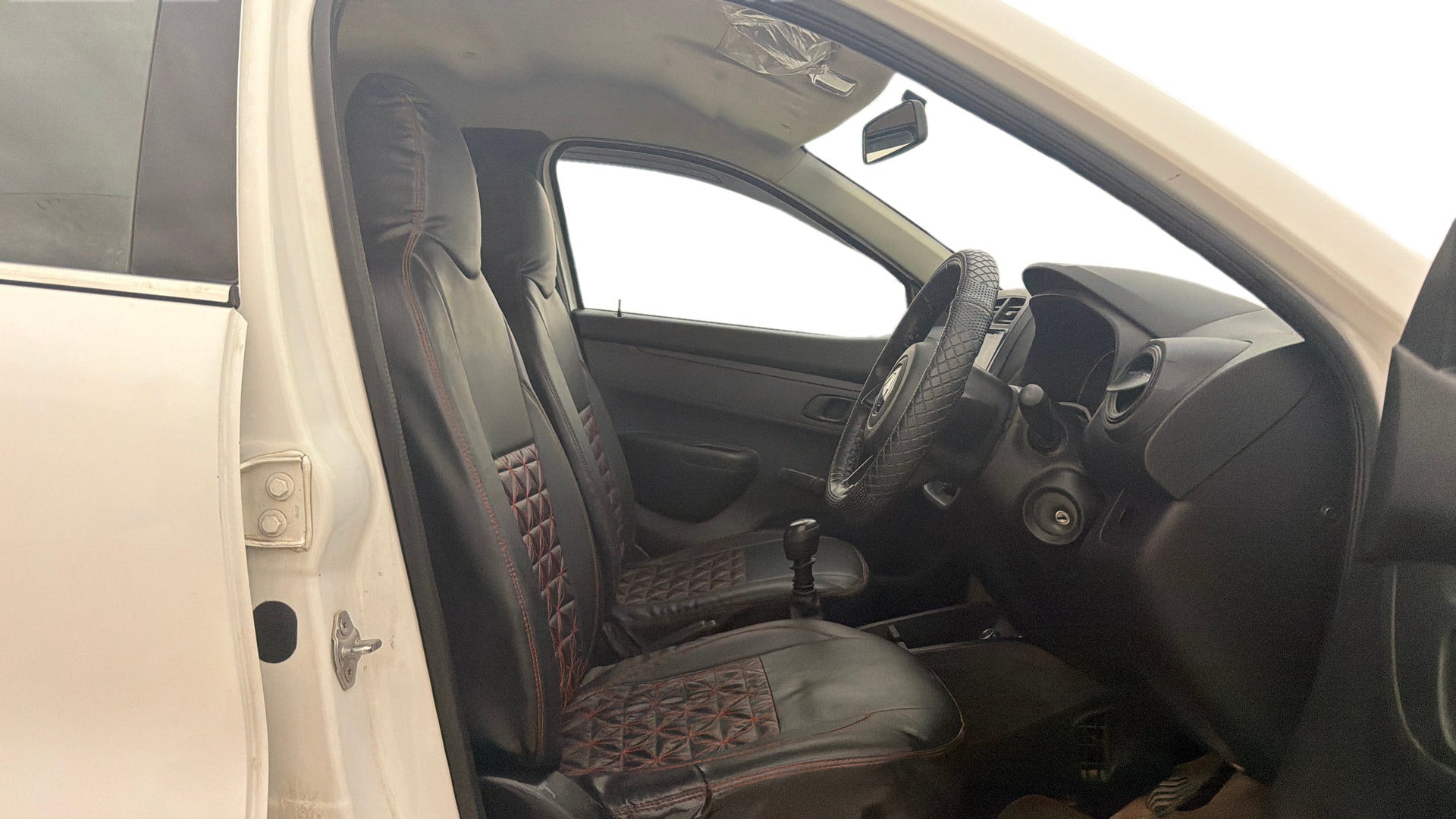 View 2021 Renault Kwid STD Image 25 Used 2021 Renault Kwid STD Image 25