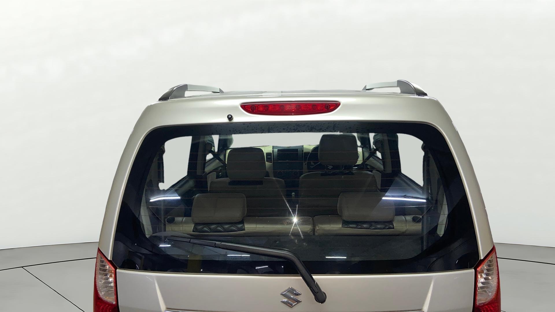 View 2018 Maruti Suzuki 1000 Base Variant Image 3 Used 2018 Maruti Suzuki 1000 Base Variant Image 3