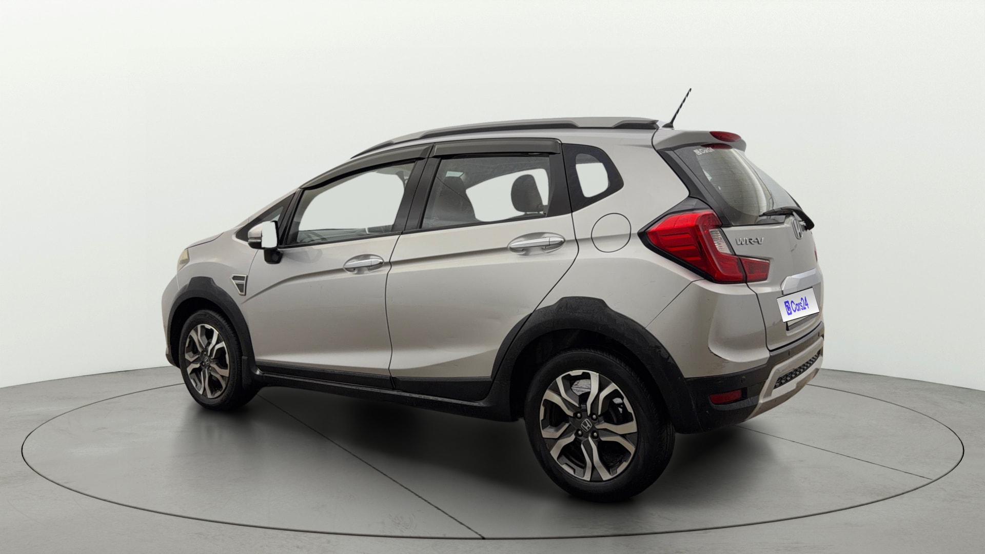 View 2018 Honda WR-V S MT Diesel Edge Edition Image 2 Used 2018 Honda WR-V S MT Diesel Edge Edition Image 2