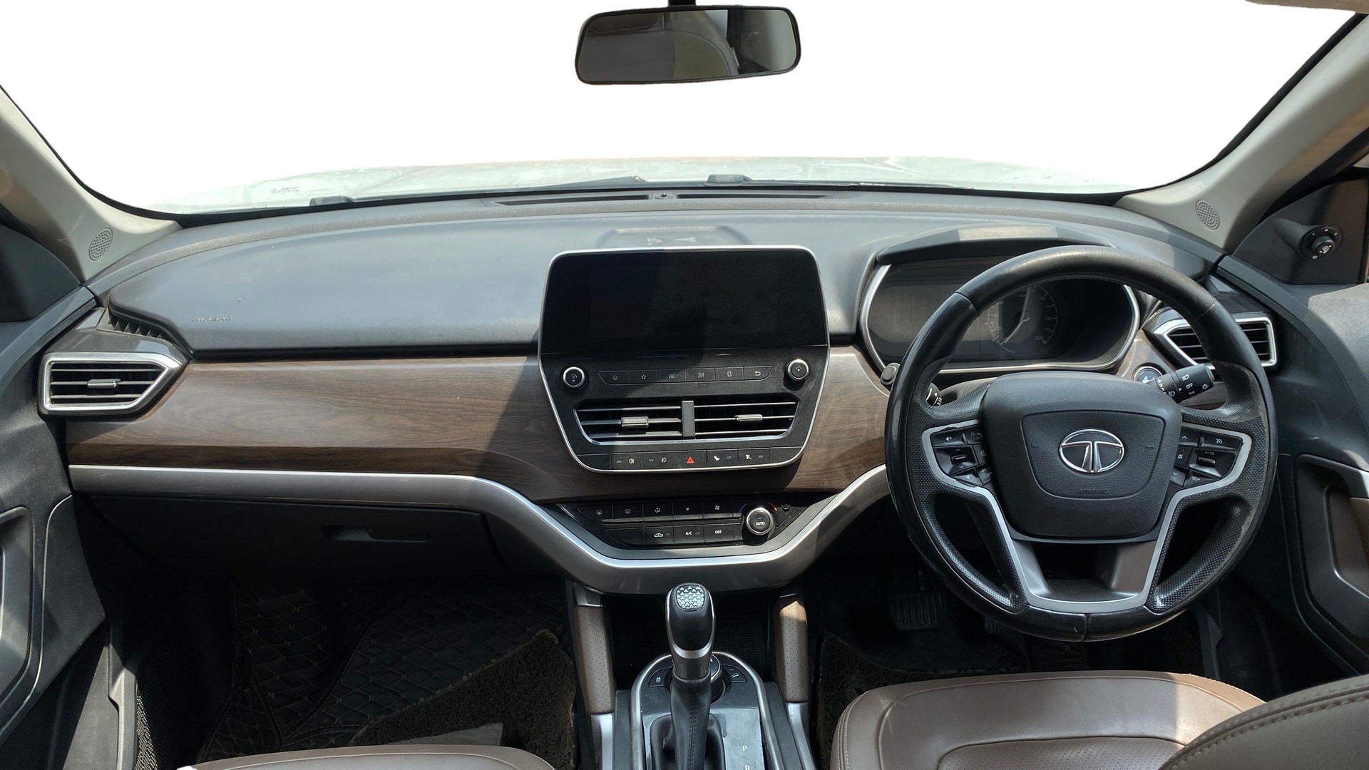 View 2020 Tata Harrier XE Image 31 Used 2020 Tata Harrier XE Image 31