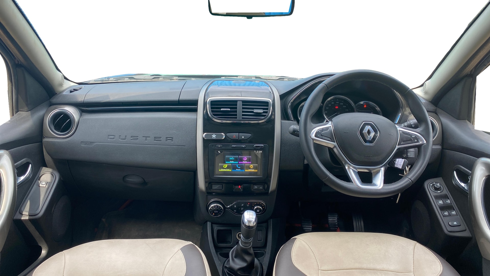 View 2021 Renault Duster 1.3L Turbo Petrol RXZ Image 15 Used 2021 Renault Duster 1.3L Turbo Petrol RXZ Image 15