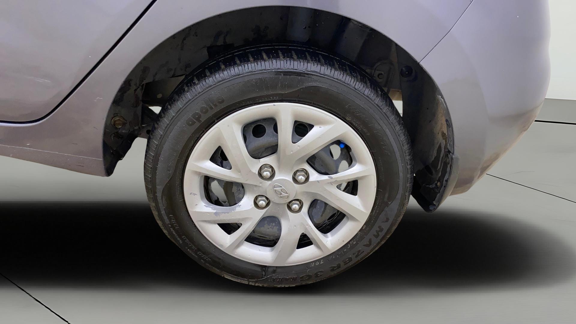 View 2018 Hyundai Grand i10 1.2 Magna Petrol AT Image 11 Used 2018 Hyundai Grand i10 1.2 Magna Petrol AT Image 11