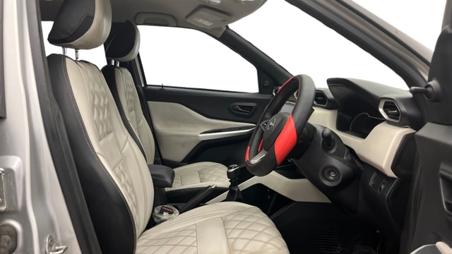 View Nissan Magnite Image 17 Used Nissan Magnite Image 17