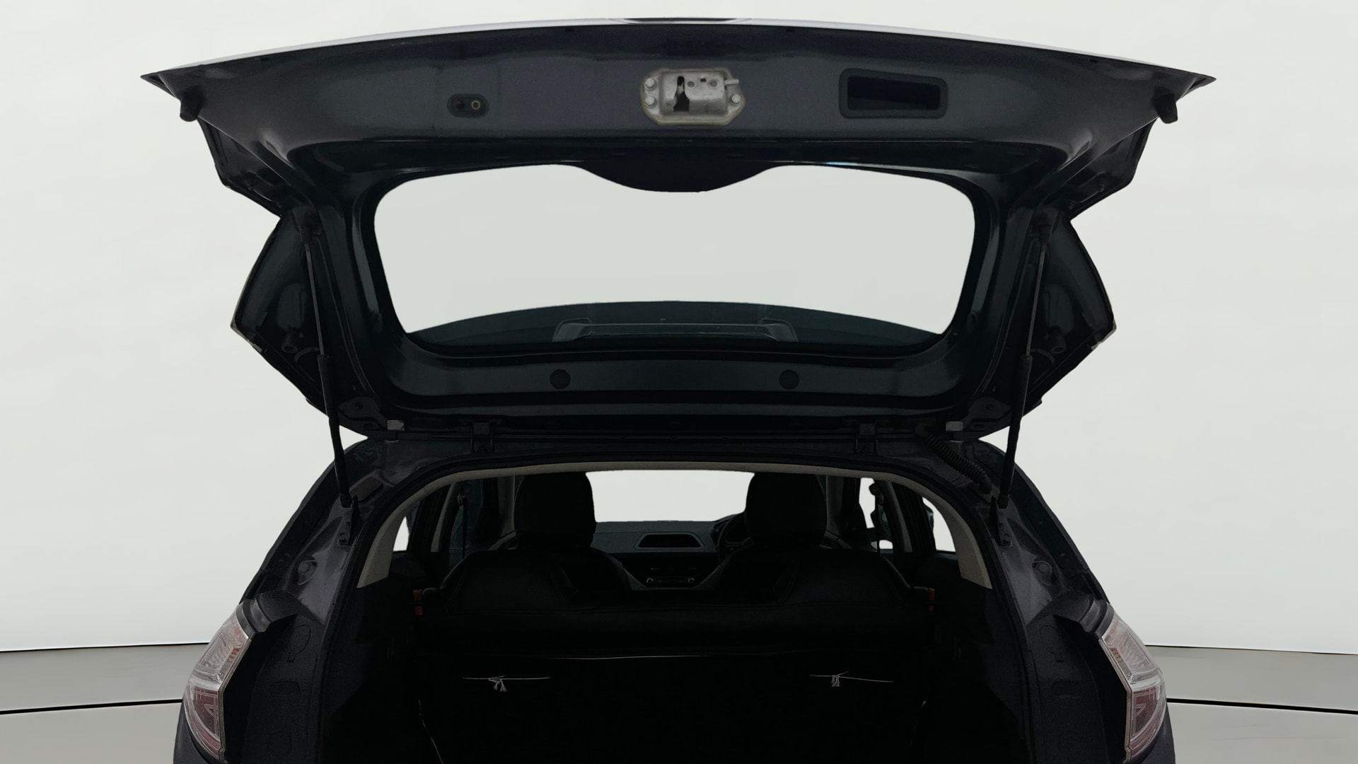 View 2020 Tata Nexon Revotron XMA AMT Image 16 Used 2020 Tata Nexon Revotron XMA AMT Image 16