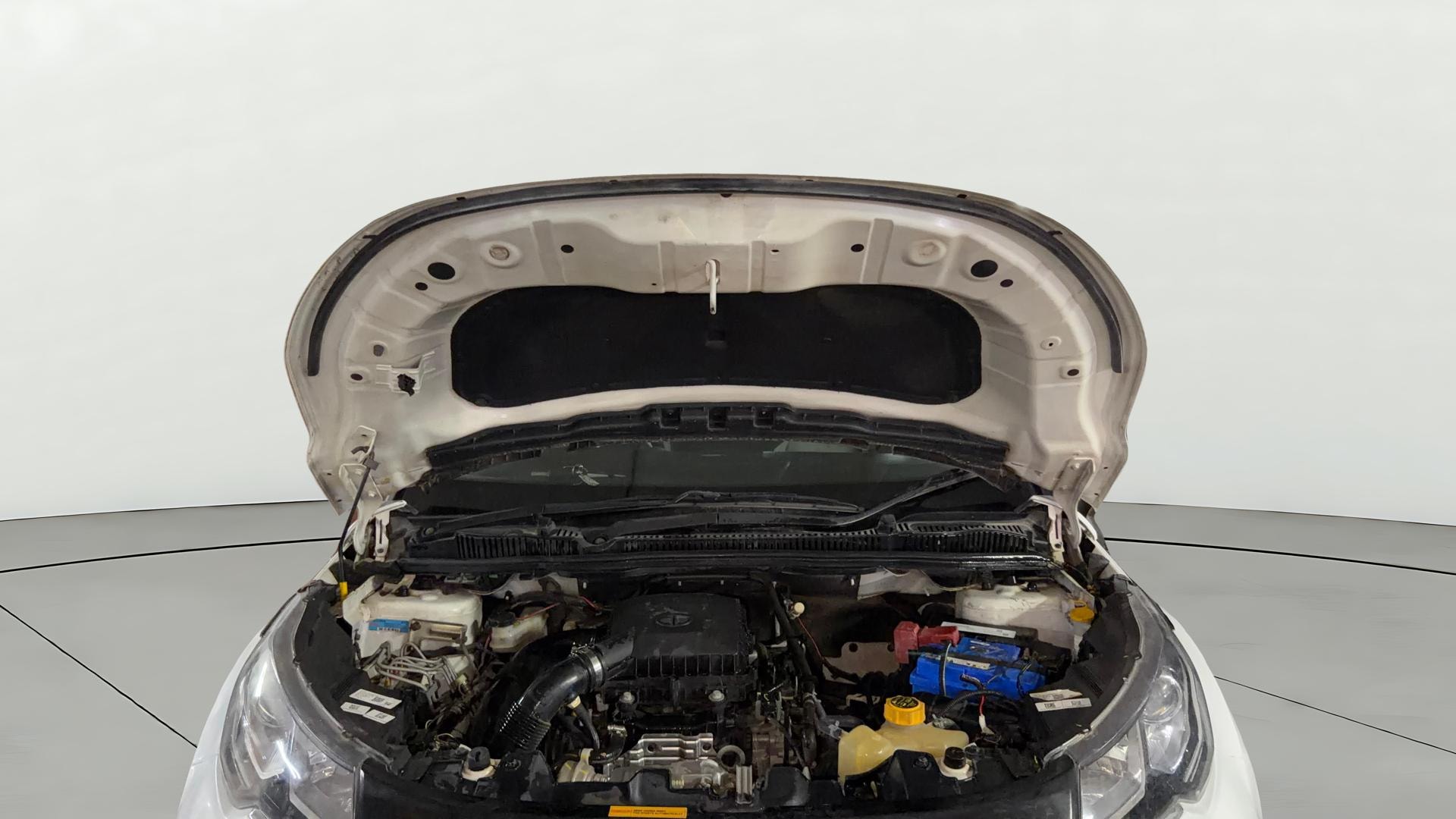 View 2023 Tata Nexon Revotron XE Image 33 Used 2023 Tata Nexon Revotron XE Image 33