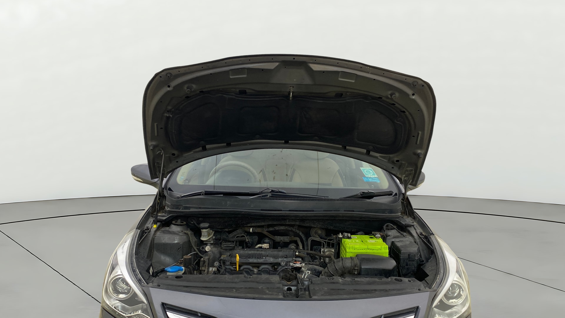 View 2015 Hyundai Fluidic Verna 1.6 VTVT S O Image 19 Used 2015 Hyundai Fluidic Verna 1.6 VTVT S O Image 19