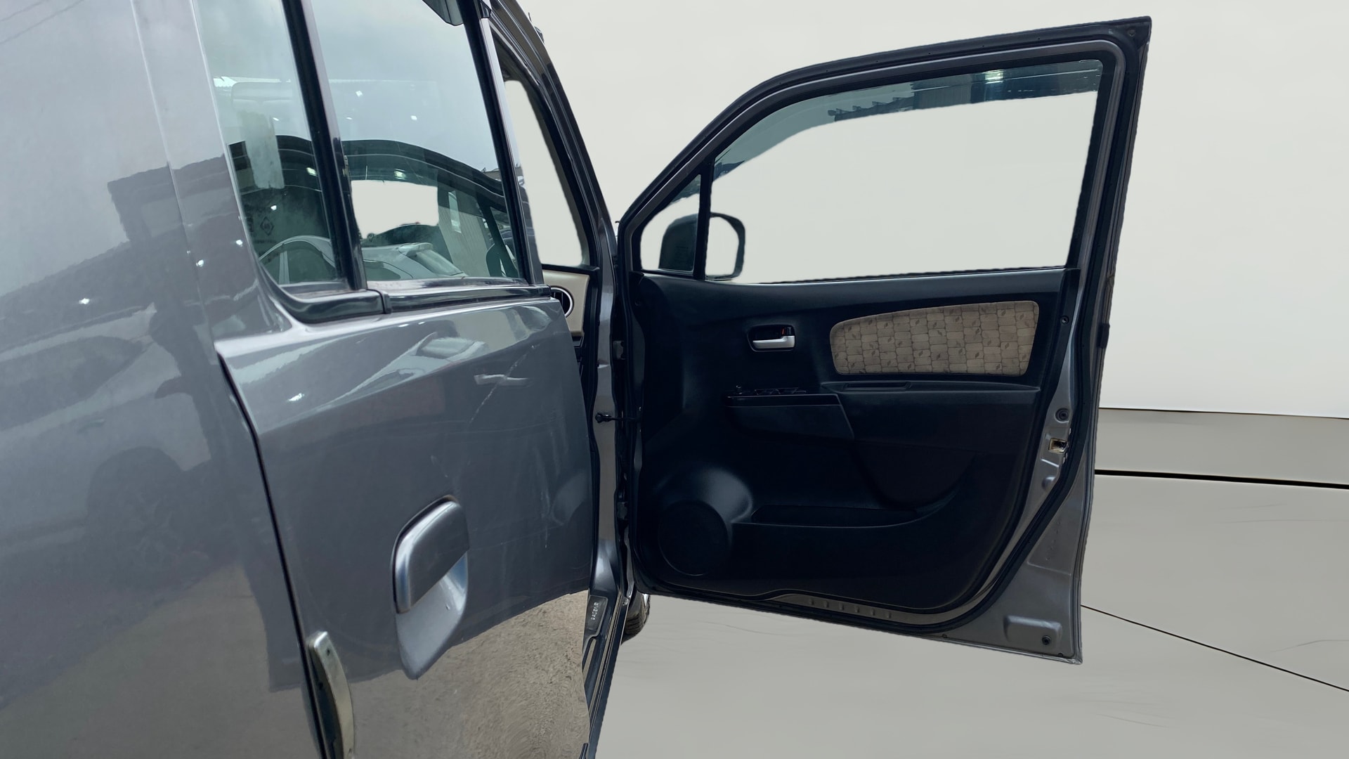 View 2018 Maruti Suzuki 1000 Base Variant Image 44 Used 2018 Maruti Suzuki 1000 Base Variant Image 44