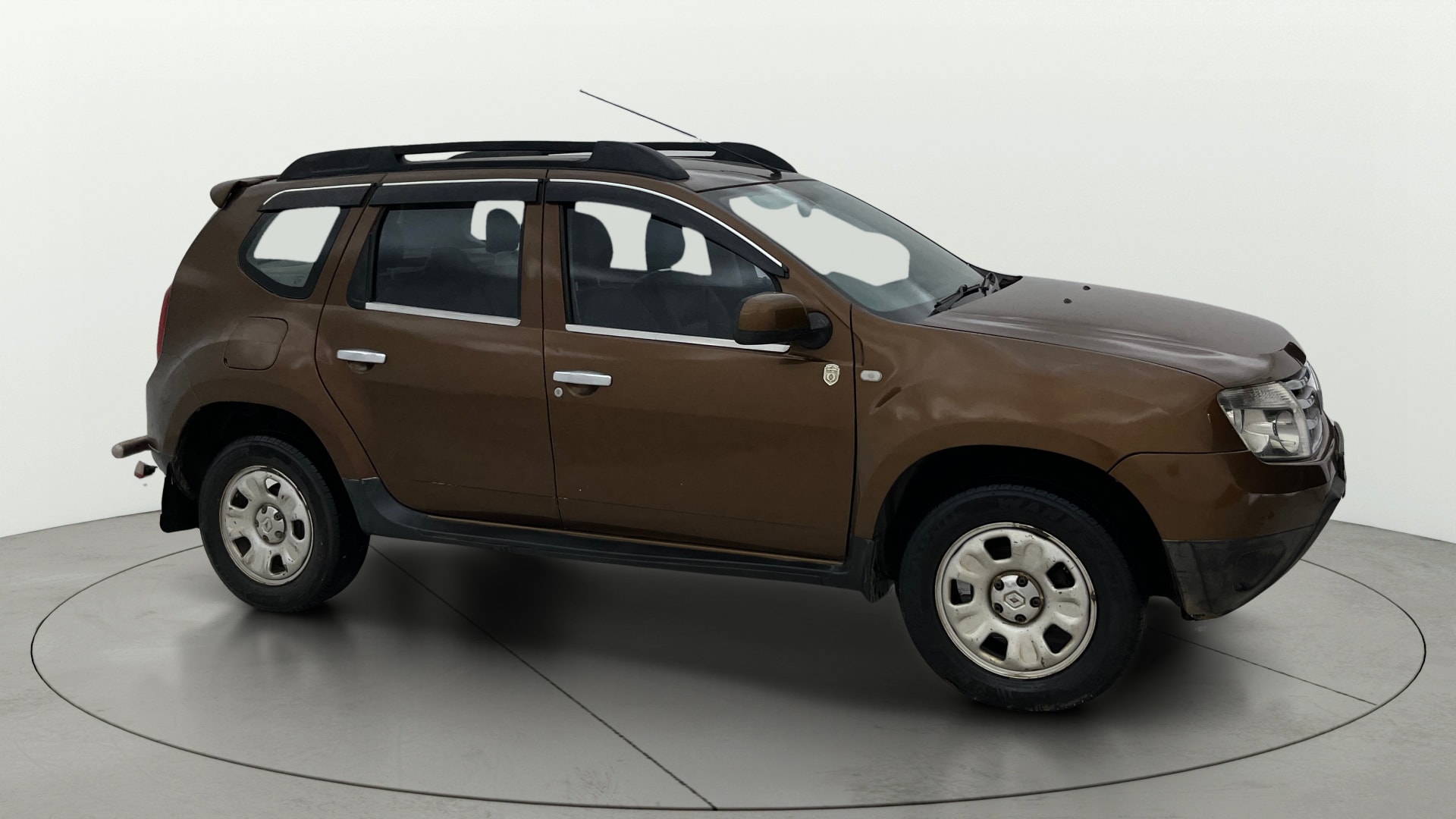 View 2014 Renault Duster Diesel 85PS STD Image 13 Used 2014 Renault Duster Diesel 85PS STD Image 13