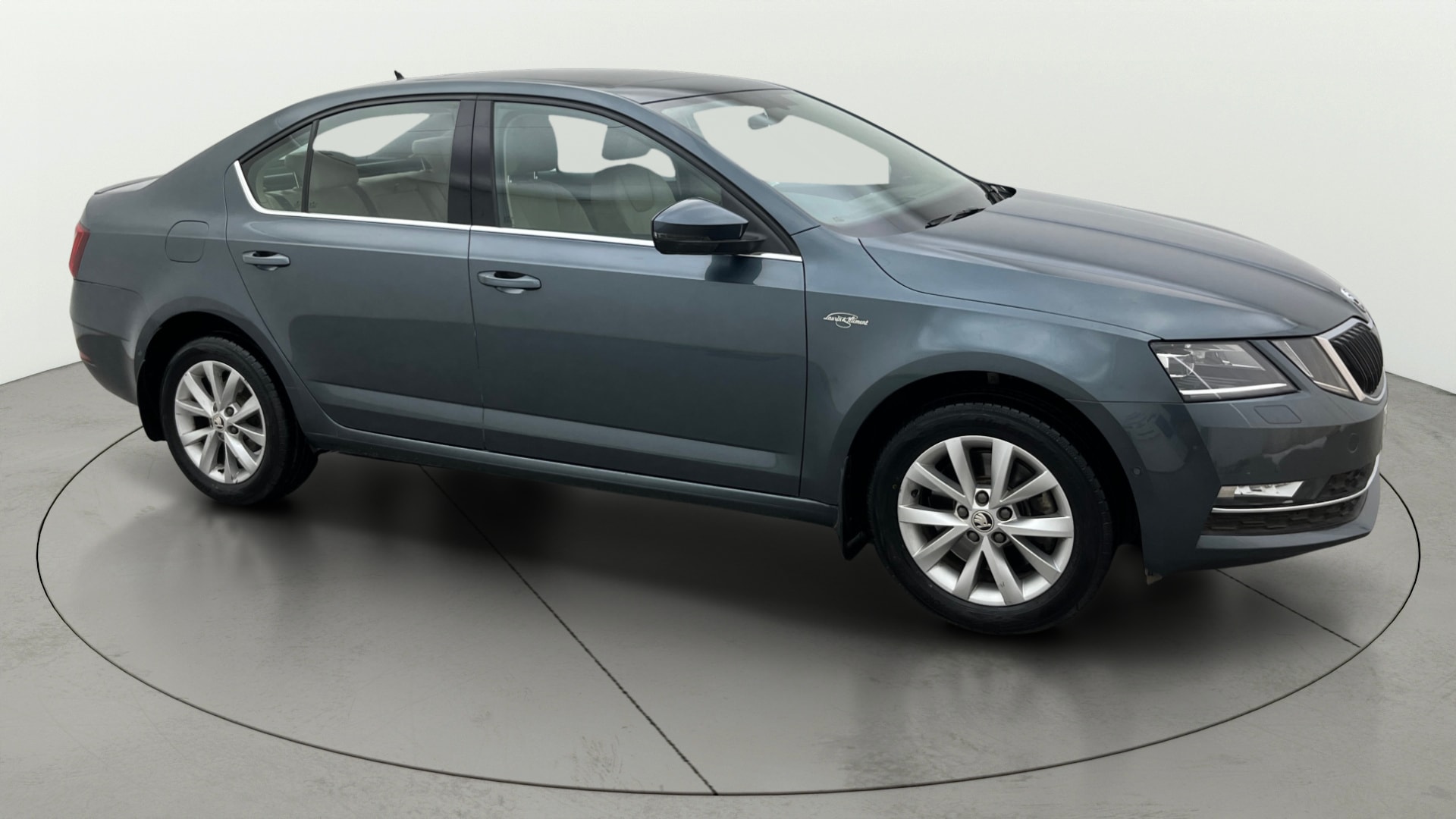 View 2020 Skoda Octavia 1.8 Style Plus TSI AT Image 21 Used 2020 Skoda Octavia 1.8 Style Plus TSI AT Image 21