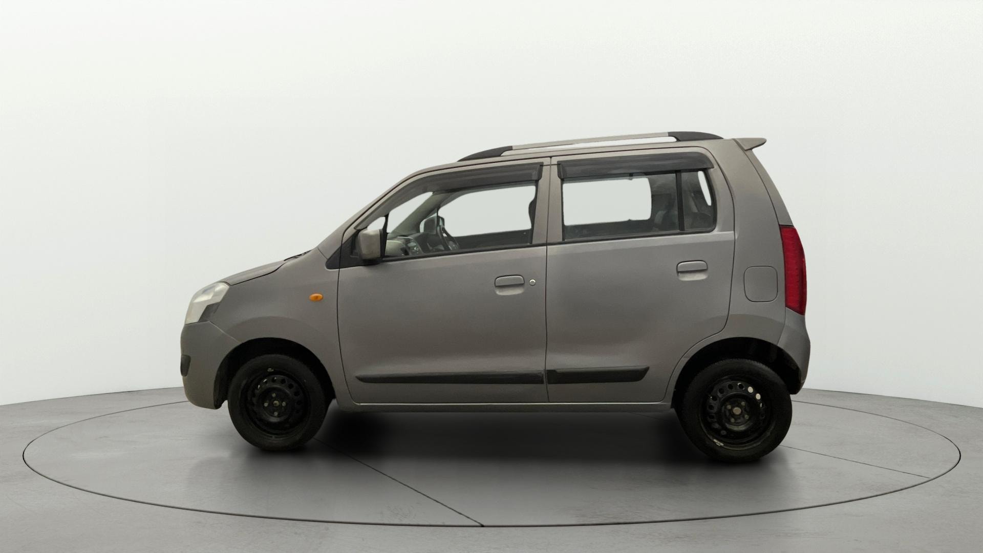 View 2016 Maruti Suzuki 1000 Base Variant Image 25 Used 2016 Maruti Suzuki 1000 Base Variant Image 25