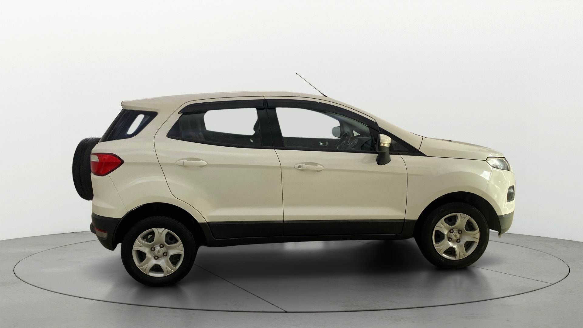 View 2016 Ford EcoSport 1.5 TDCi Diesel Ambiente BS IV Image 8 Used 2016 Ford EcoSport 1.5 TDCi Diesel Ambiente BS IV Image 8