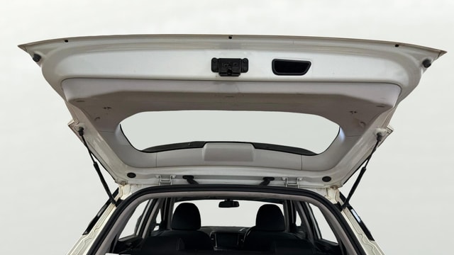 View Mahindra XUV300 Image 17 Used Mahindra XUV300 Image 17