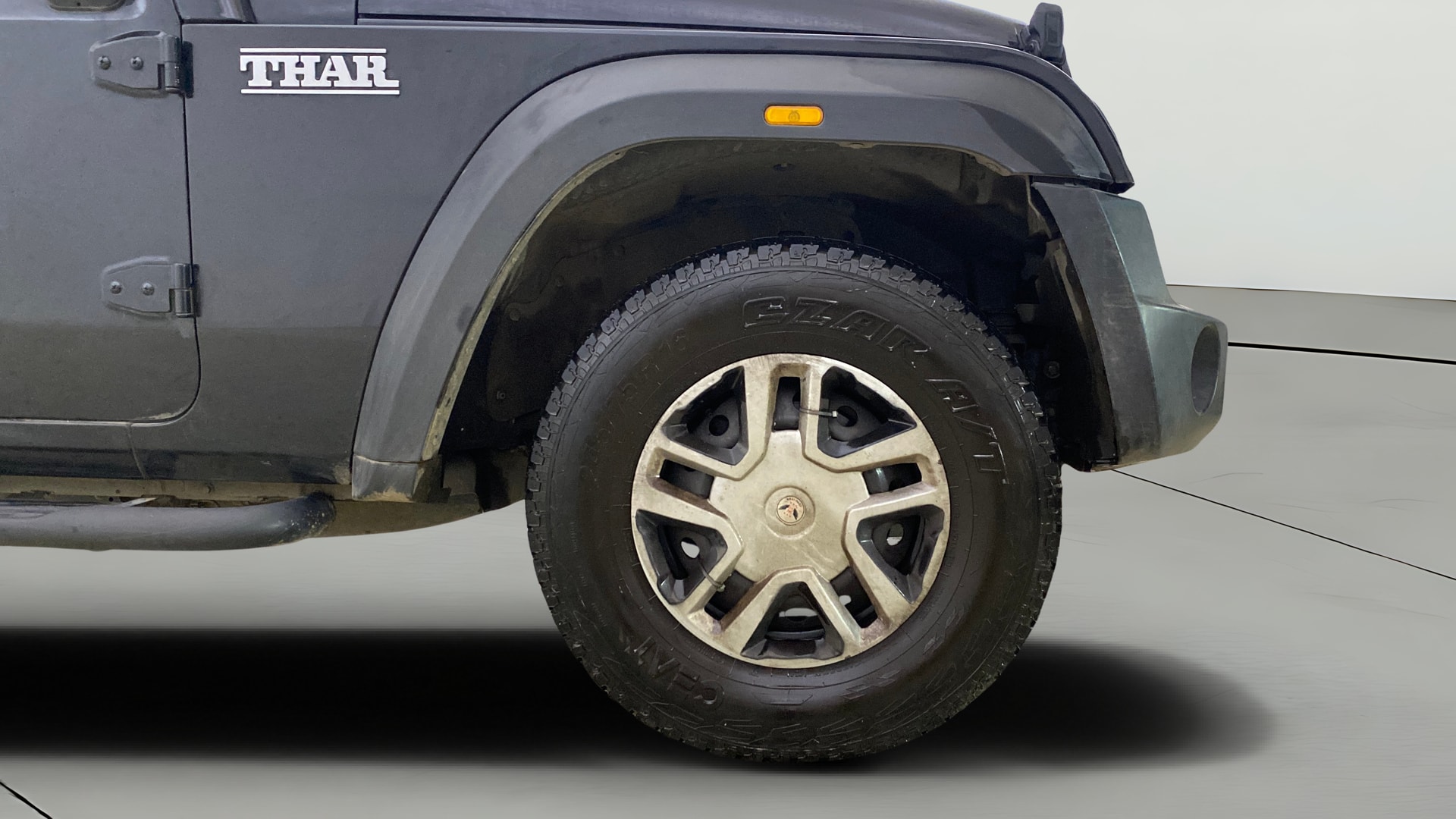View 2024 Mahindra Thar AX Standard Manual Soft Top 6 Seater Image 40 Used 2024 Mahindra Thar AX Standard Manual Soft Top 6 Seater Image 40